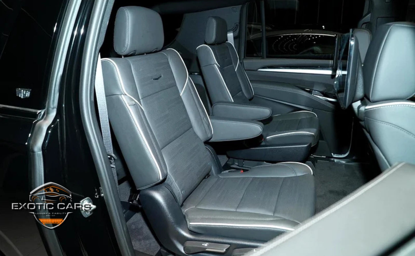 Cadillac Escalade ESV 2025
